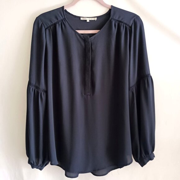 violet + Claire Navy Blue Crochet Detail Tunic Blouse L Women’s Top - Picture 1 of 6